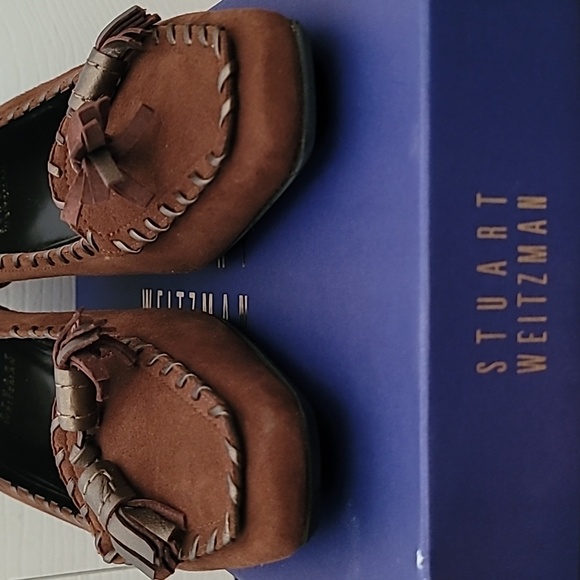 Stuart Weitzman 'Barclo' Suede heeled Loafer/Pumps 6 - Picture 15 of 15